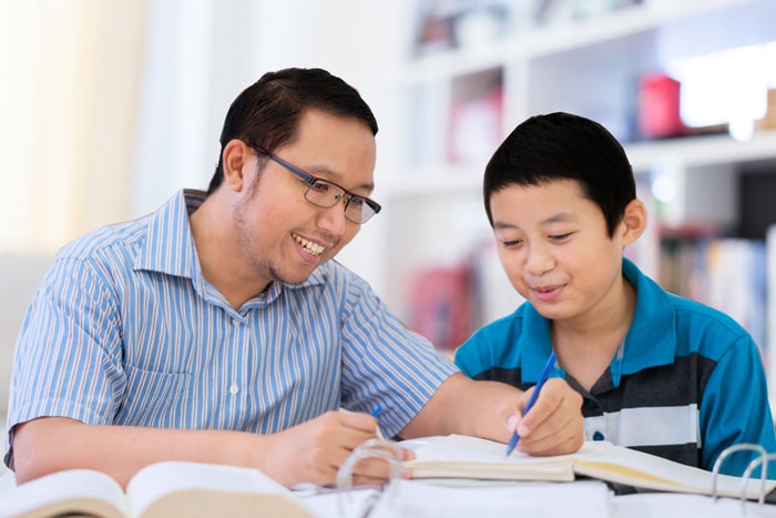 How Private English Lessons in Singapore Can Help